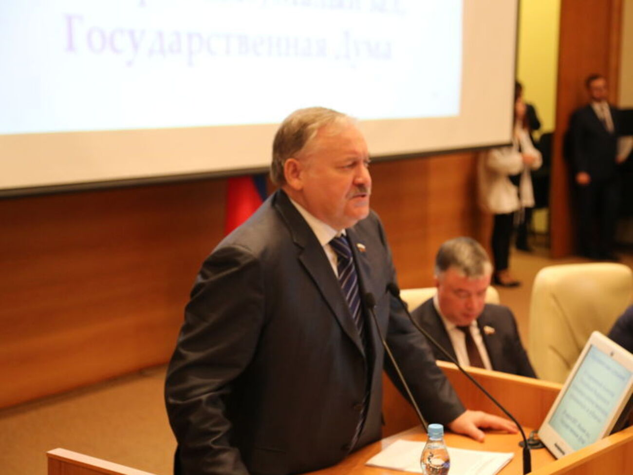 Затулін уважає, що причиною відставки Саргсяна могла бути смерть матері