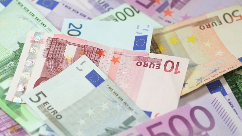 Самый низкий госдолг относительно ВВП на конец прошлого года имели Эстония, Люксембург, Болгария, Чехия, Румыния и Дания