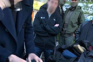 По данным НАБУ, судья и его сообщник требовали $8 тыс. неправомерной выгоды