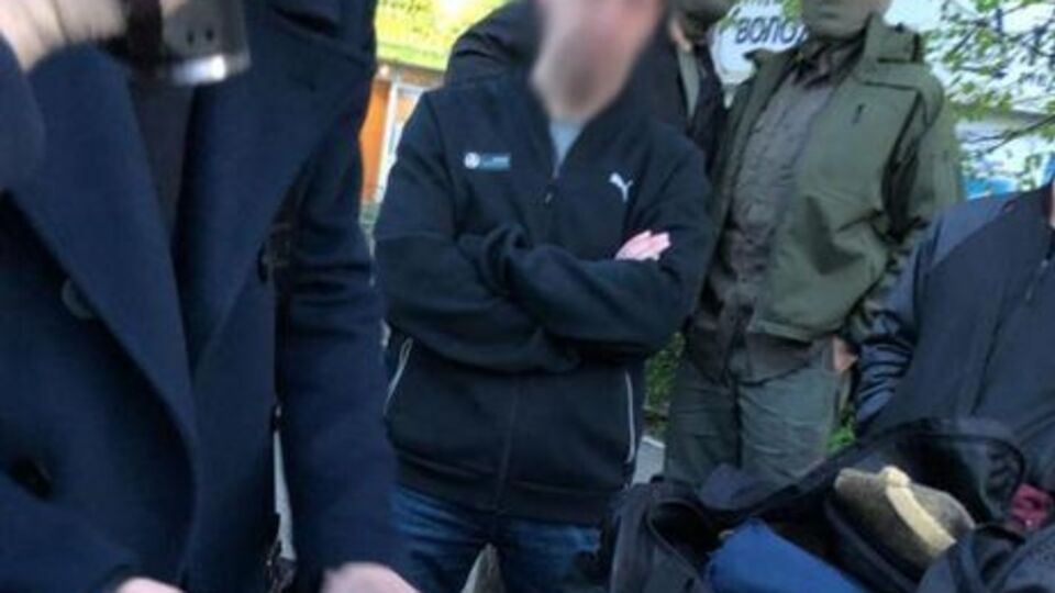 За даними НАБУ, суддя та його спільник вимагали $8 тис. неправомірної вигоди