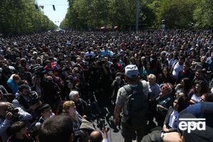 23 апреля уличные акции протеста в Ереване вынудили премьер-министра Сержа Саргсяна уйти в отставку