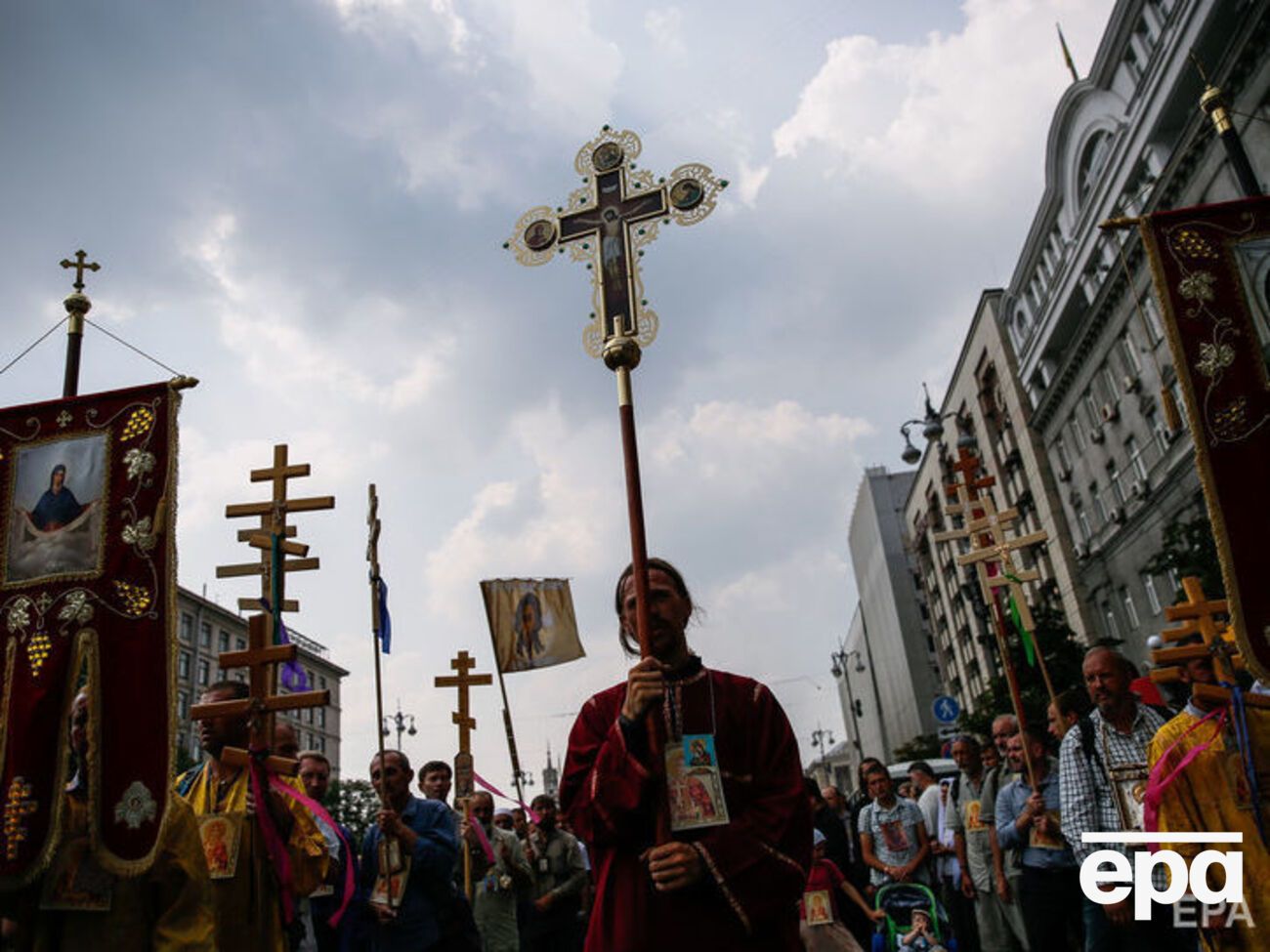 59,8% українців довіряють церкві, 27% &ndash;&nbsp;не довіряють