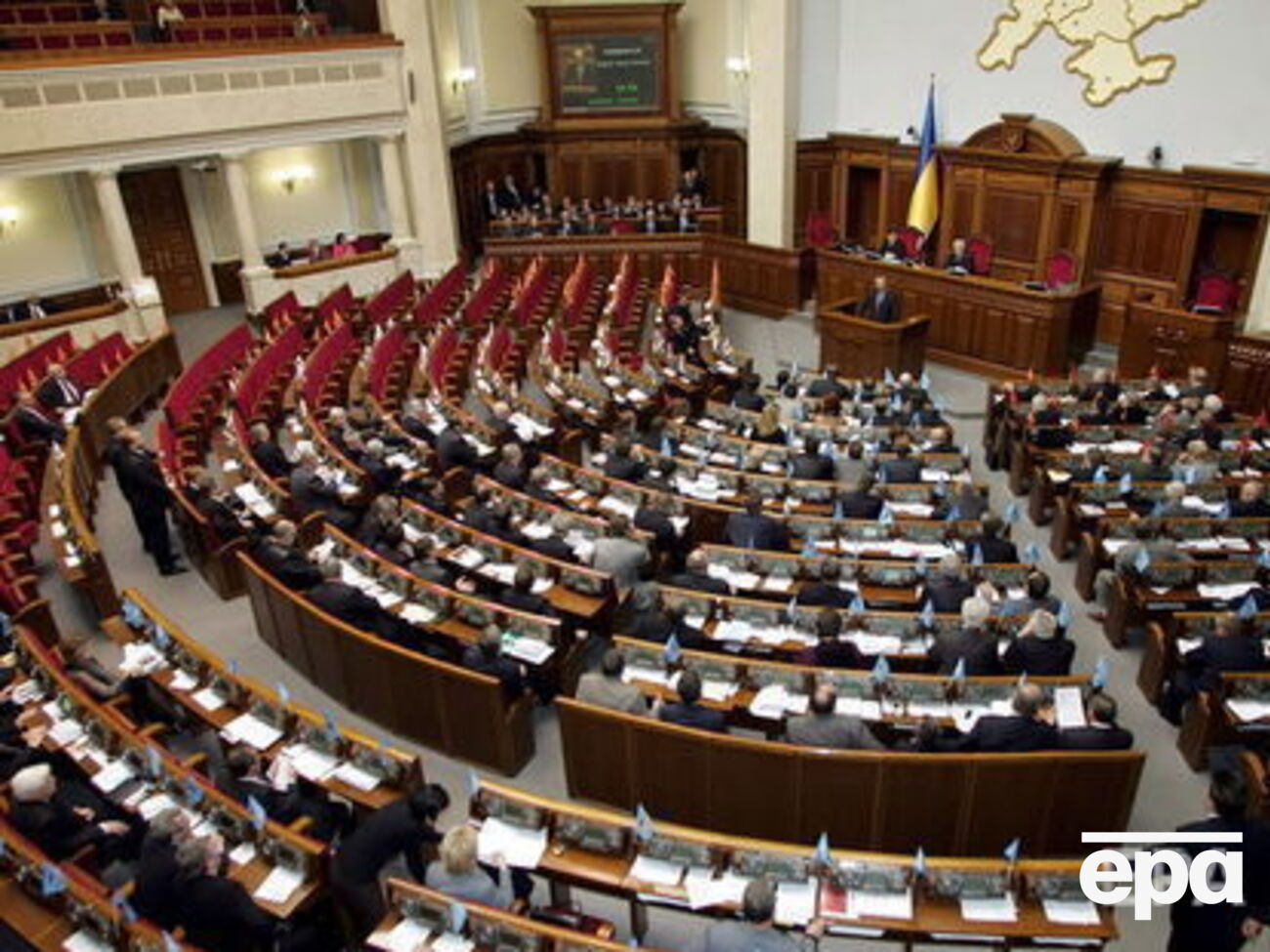 В ходе соцопроса украинцы рассказали, за кого проголосовали бы на парламентских выборах