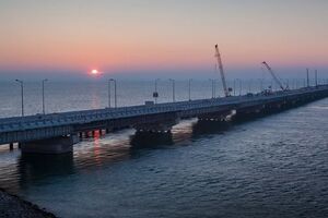 Інфоцентр Кримського мосту: З усіма опорами все гаразд