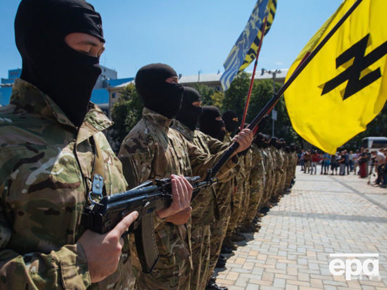 МВС: "Азов" функціонує в суворій відповідності до законів, бойових і дисциплінарних статутів військових формувань України і має героїчну переможну історію