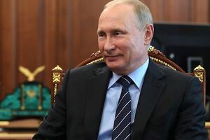 В подмосковных Химках незрячим передали объемный портрет Путина