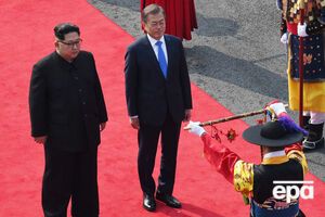 Лідери Північної і Південної Кореї домовилися закінчити війну