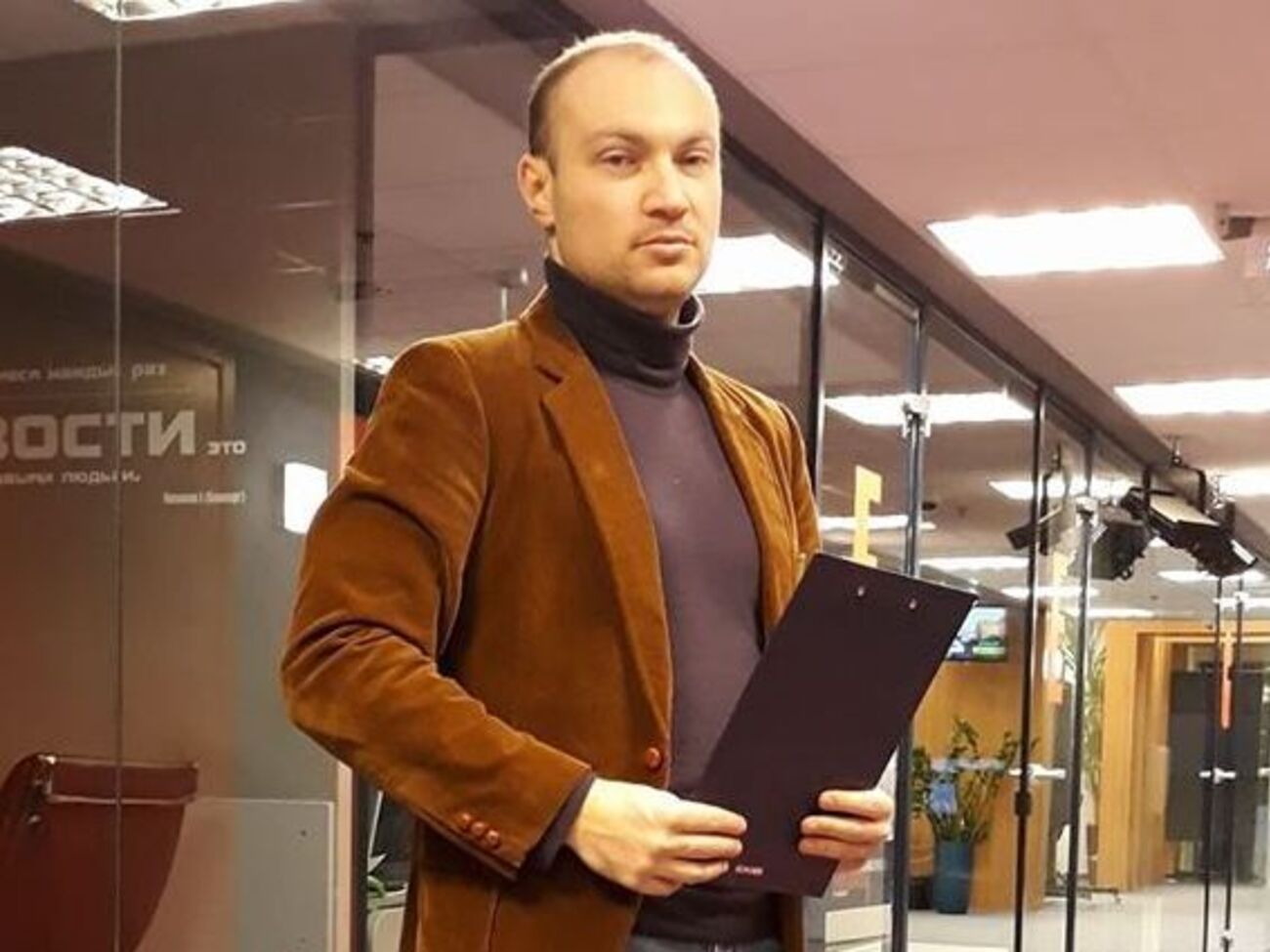 Бузаров: Ніколи в історії чинний президент Америки не зустрічався з лідером КНДР