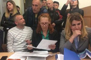 Прокуратура просит для Бубенчика (слева) меру пресечения в виде домашнего ареста