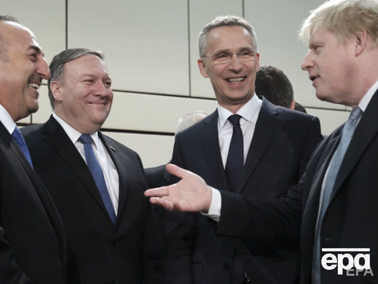 Зустріч глав МЗС країн – членів НАТО відбулася 27 квітня у Брюсселі