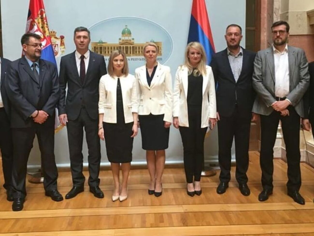 Поклонська каже, що поїхала на "батьківщину предків"