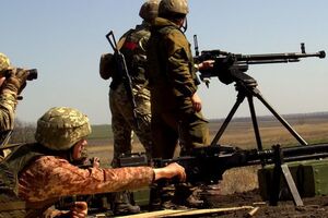 Украинских военных обстреливали на донецком и луганском направлениях