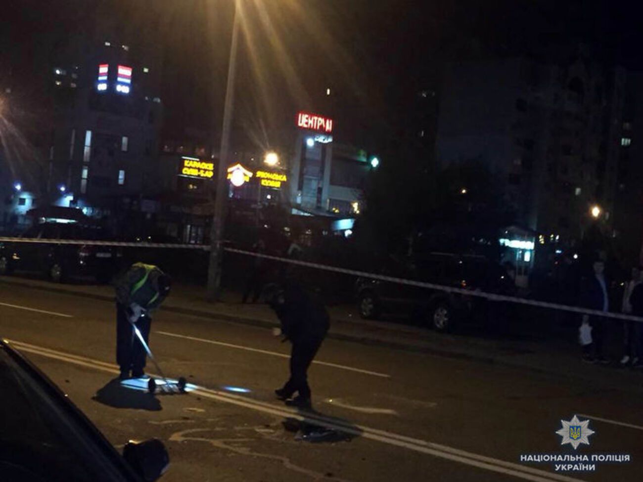 Вибух в автомобілі Chevrolet стався на київській вулиці Михайла Драгоманова ввечері 27 квітня