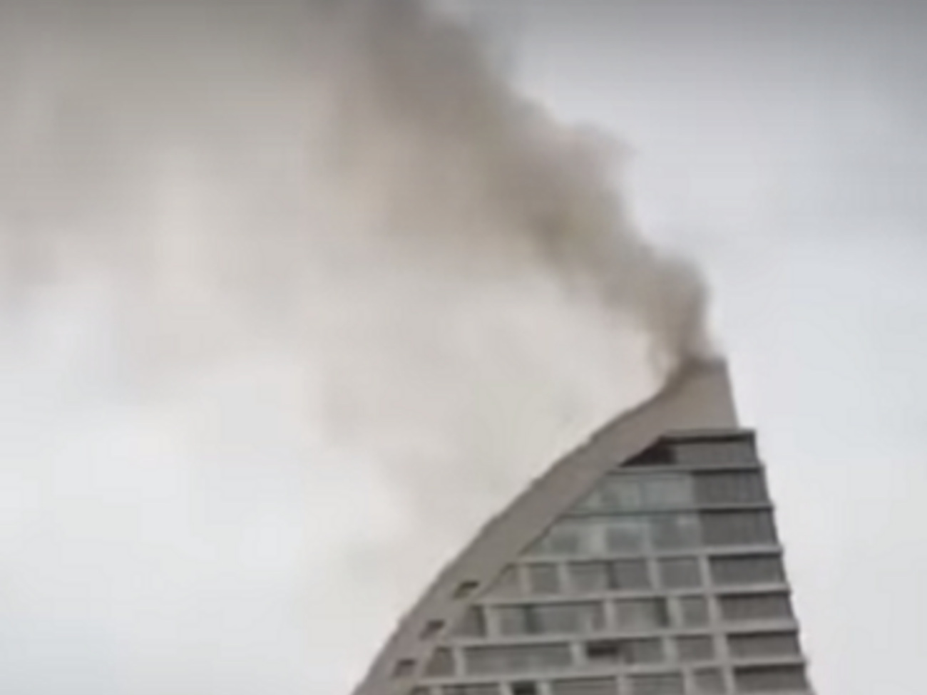 Пожар в Баку начался 28 апреля