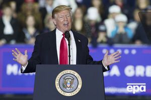 Трамп напомнил, что на строительство стены на границе с Мексикой уже выделили $1,6 млрд