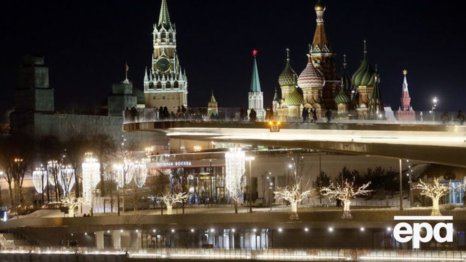 Наиболее полной информацией о санкциях владеют жители Москвы
