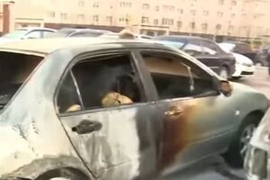 Згоріло п'ять машин