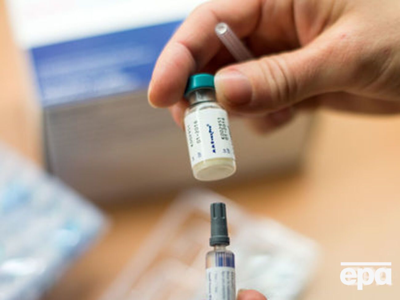 Единственным средством профилактики кори является вакцинация