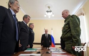 Путин (в центре) поблагодарил Тулеева (крайний слева)