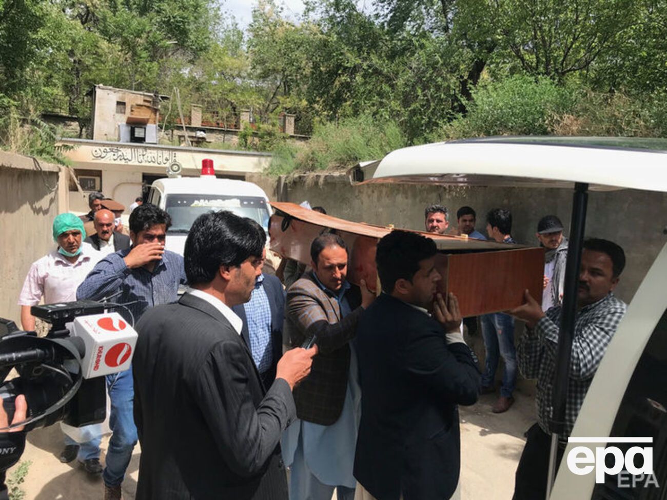 Взрывы&nbsp;прогремели сегодня утром&nbsp;около здания Национального директората безопасности в районе Шашдарак