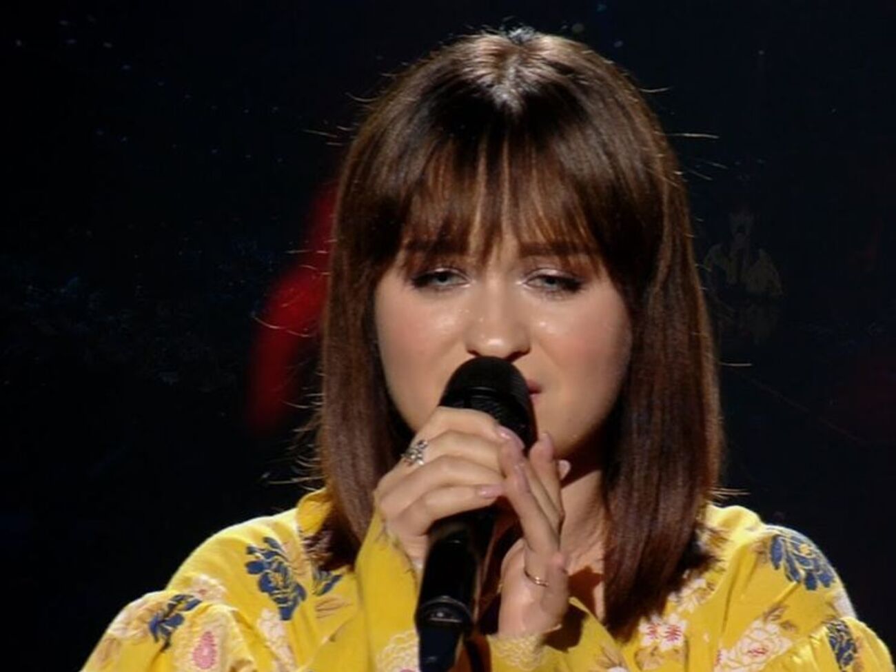 Луценко спела в финале песню Матвиенко