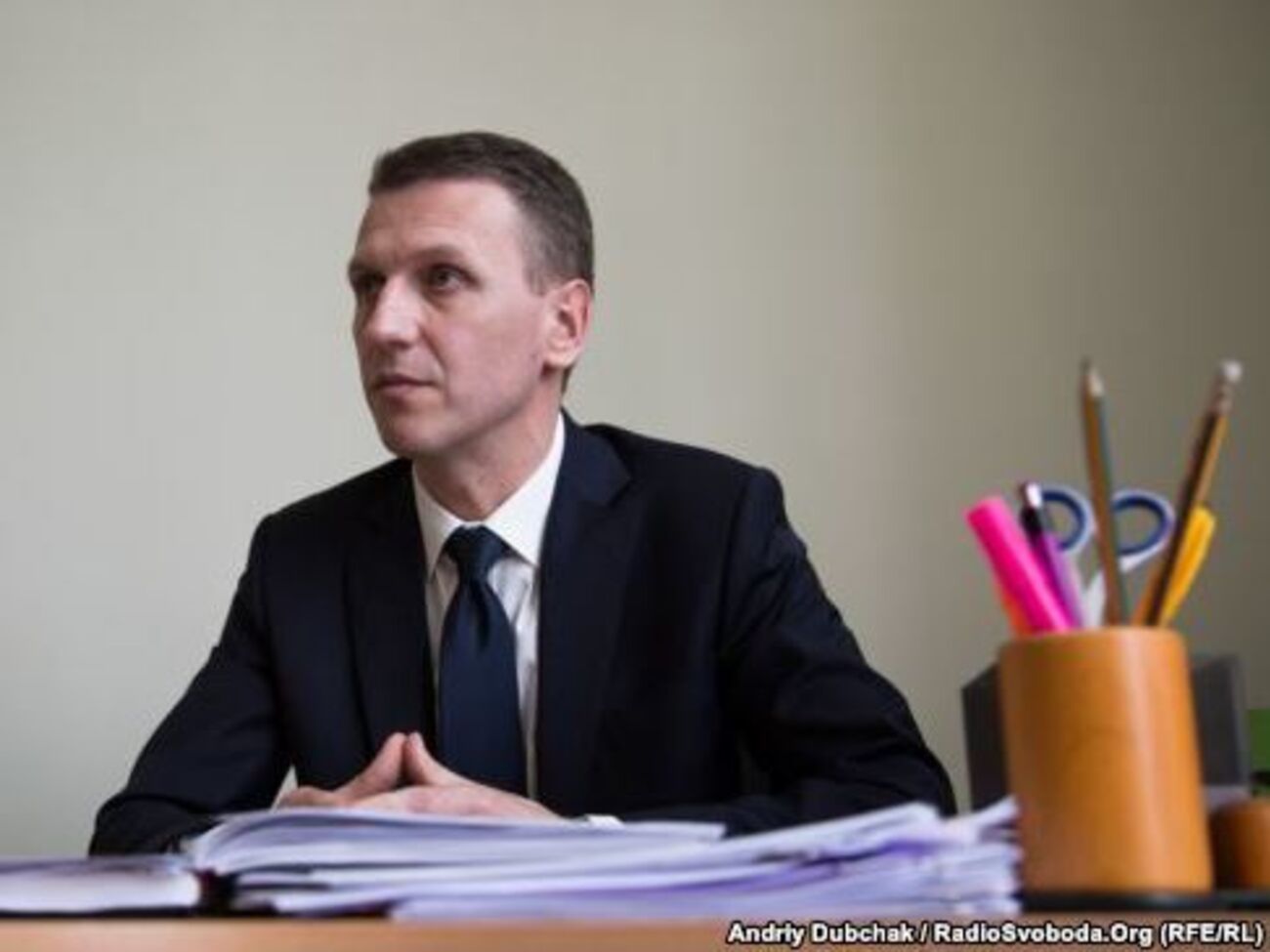 Труба заявив, що з керівниками партії "Народний фронт" не знайомий