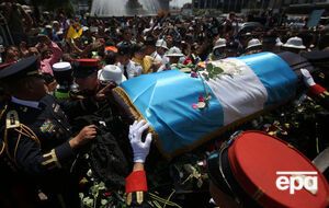 В Гватемале попрощались с президентом Альваро Арзу