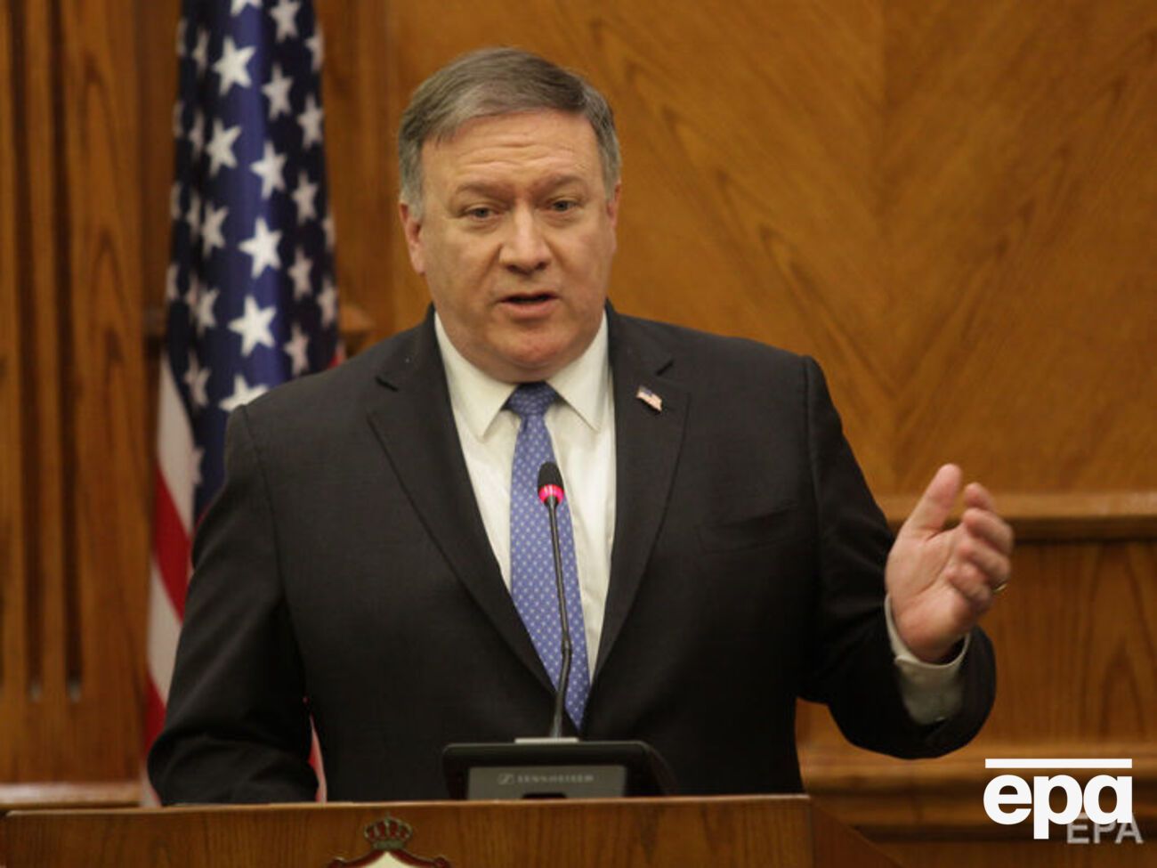 За словами Помпео, президент США Дональд Трамп чітко дав зрозуміти, що іранська угода має суттєві недоліки