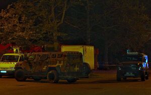 На место учений прибыла бронированная техника