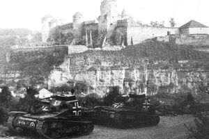 Каменец-Подольский весной 1944 года