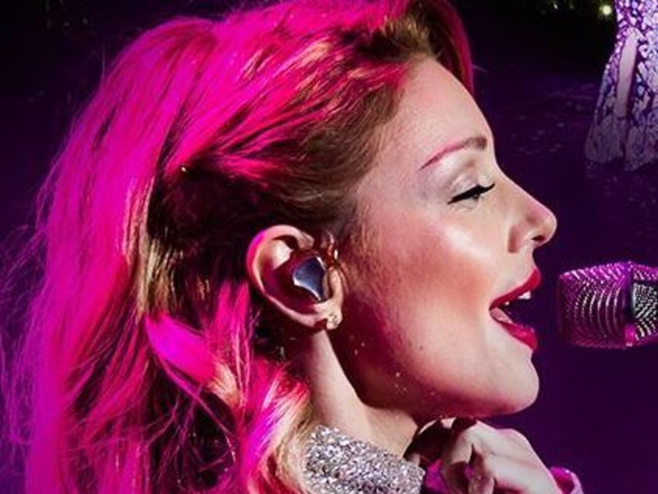 Тина Кароль экспериментирует со стилем