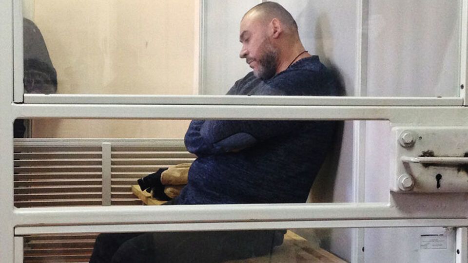 Крысин сейчас находится под стражей
