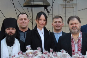 Паски освятил наместник Феодосиевского монастыря архимандрит Макарий (Папиш)