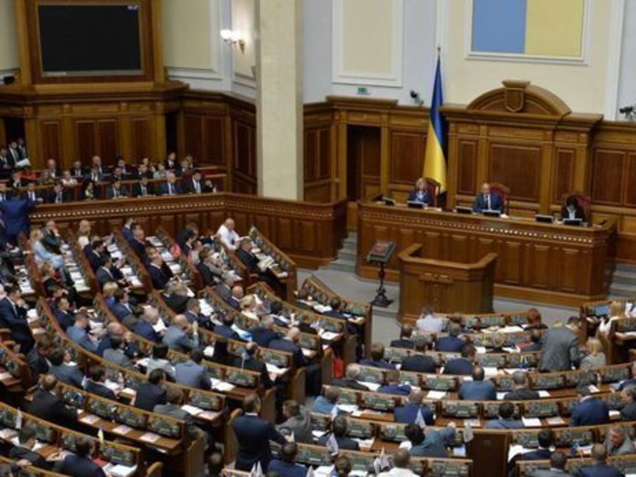 Комитет Верховной Рады по вопросам нацбезопасности и обороны рекомендовал поддержать за основу законопроект №8068