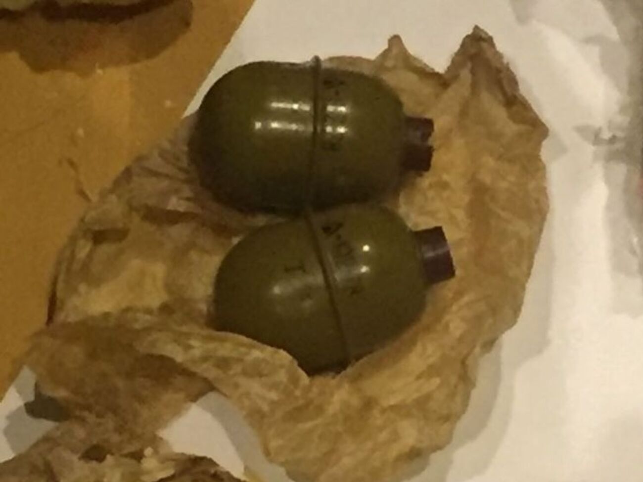 СБУ оприлюднила фото вилученої зброї та вибухівки