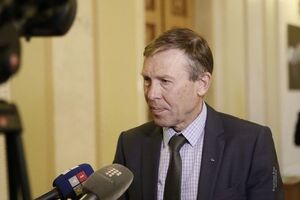 Сергей Соболев: Наконец лицо, которое за деньги украинских налогоплательщиков оболгало Юлию Тимошенко, поймали и бросили в тюрьму