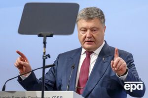 Порошенко сказал, что сейчас стоит задача обеспечить доступ сельского населения к качественным медицинским услугам через телемедицину