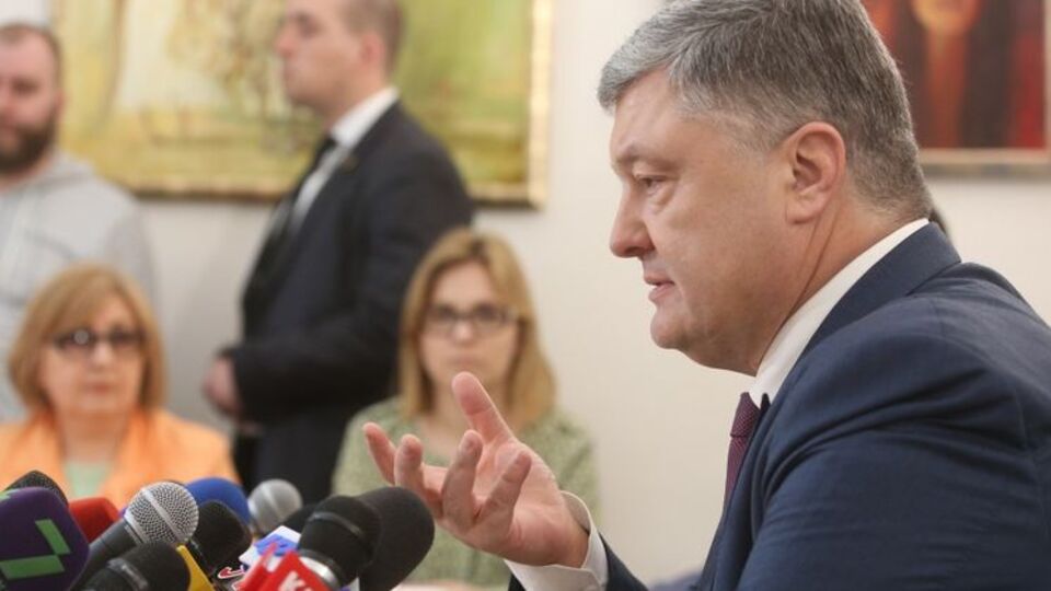 Порошенко вважає, що північні райони Рівненської області не страждають від нелегального видобування бурштину