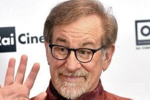 Спилберг считает, что герою ленты, археологу, пора принять новую форму