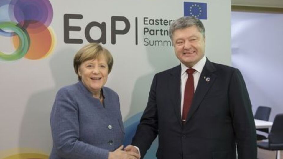 Порошенко поїде із дводенним візитом до Німеччини