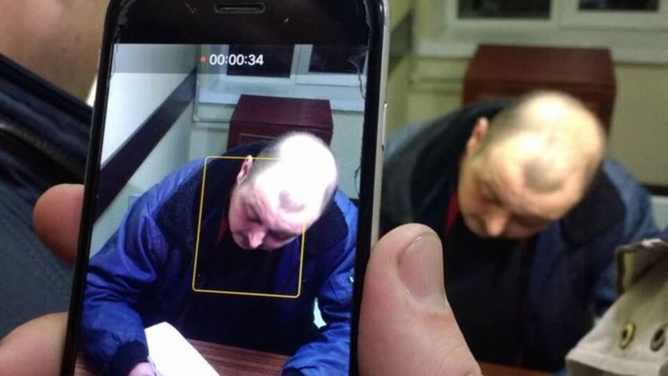 Капитан из зала суда отправился в больницу