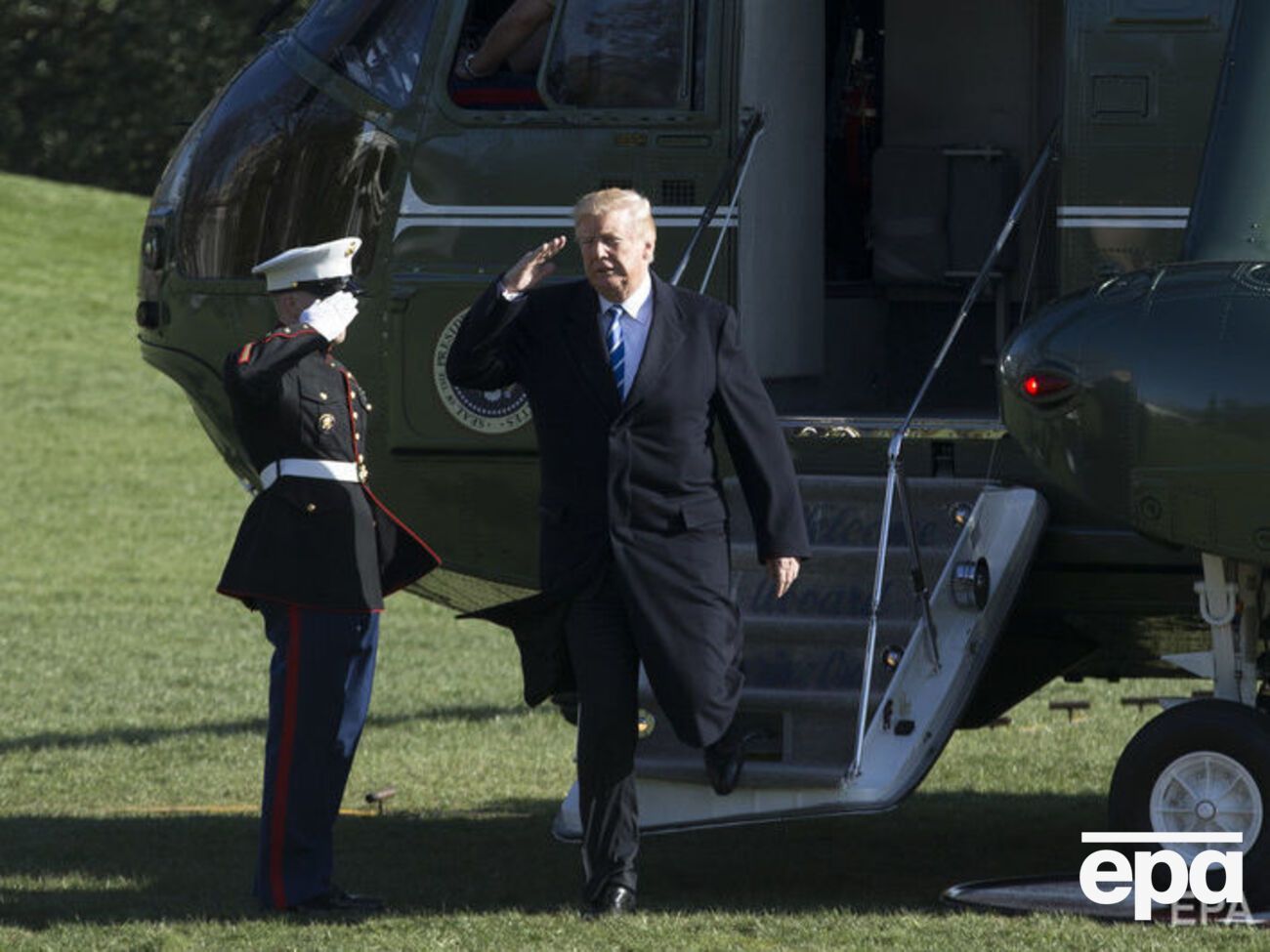 Трамп отказался давать развернутый комментарий по поводу возможного романа с Клиффорд