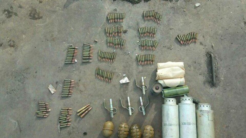 В сумке нашли патроны, гранаты и дымовые шашки