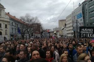 Мітингувальники вимагали від влади Словаччини відчутних змін у країні