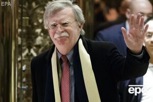 Болтон вступит в должность 9 апреля