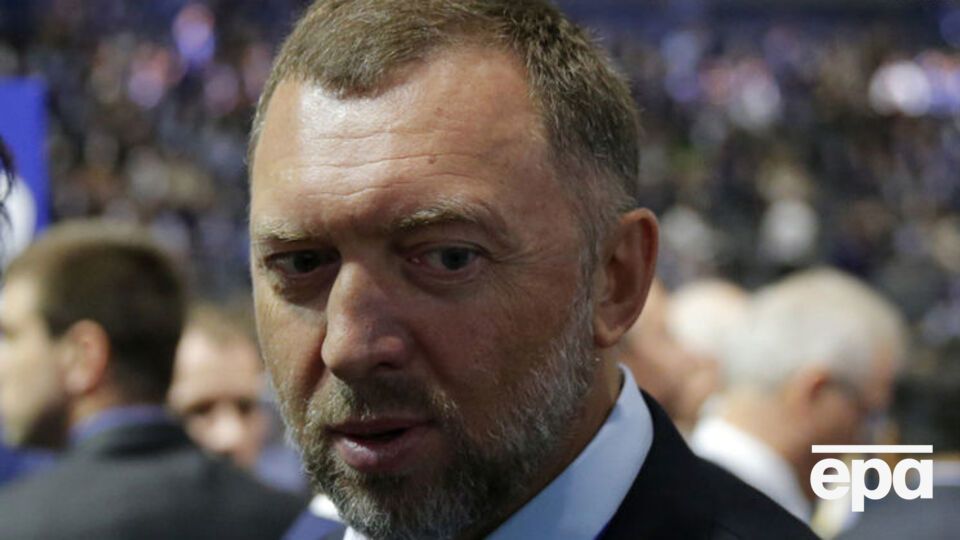 Дерипаска, состояние которого Forbes оценивает в $6,7 млрд, владеет конгломератом En+