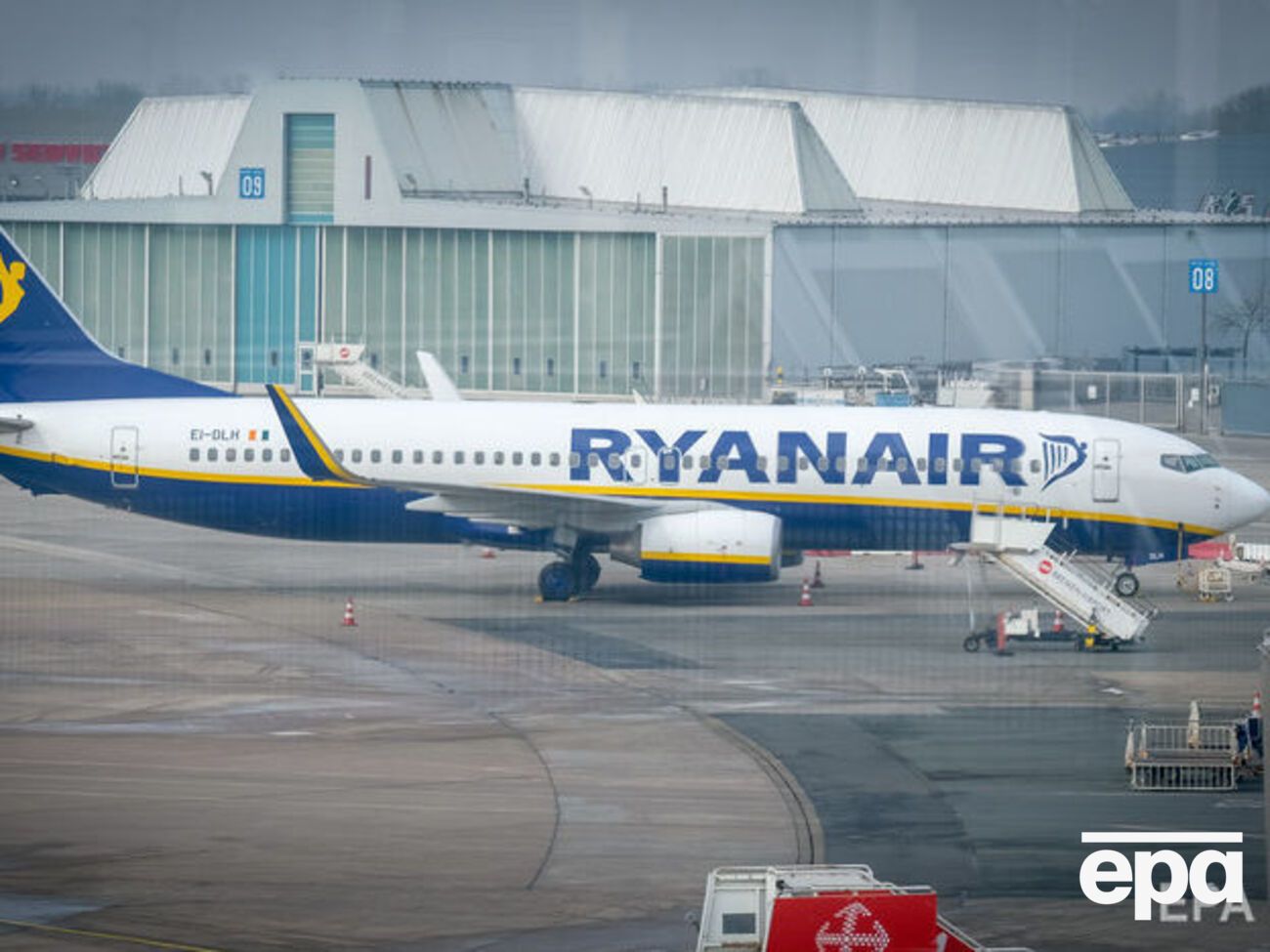 МАУ заявили, что Ryanair продает билеты, не получив нужных разрешений