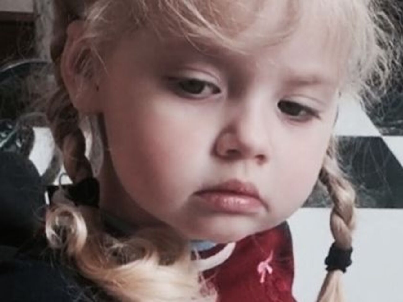 Ліза Галкіна заспівала перед камерою