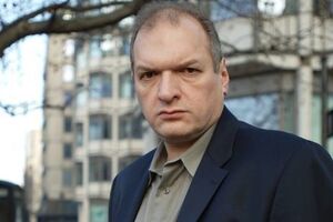 Felshtinsky: Based on the principle that offense is the best defense, the Government of Russia now blames the British Government for these criminal activities