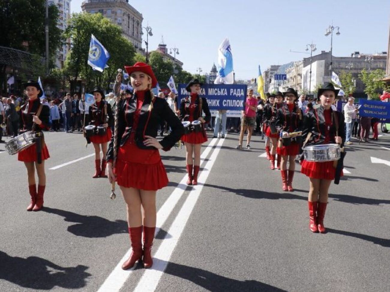 В Киеве прошел марш трудящихся. Фоторепортаж